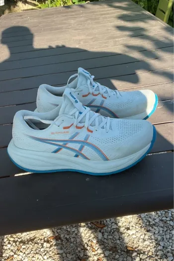 Použité Asics Gel Cumulus 28 bike — obrázek 2 z 4