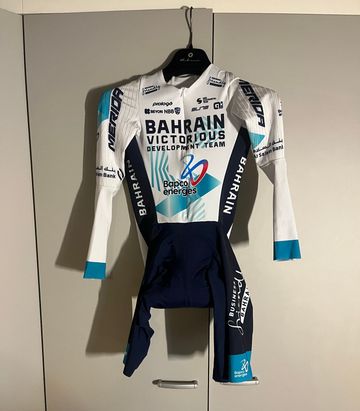 Używany Ale cycling Bahrain TT Body 2025 Cycling Clothing