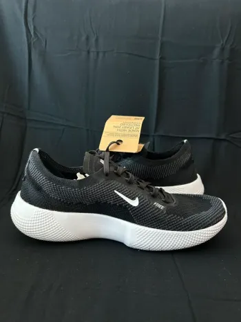 Nike Free 2025 bike d'occasion — image 3 sur 7