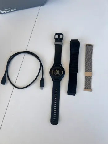 Garmin Vivoactive 5 bike d'occasion — image 2 sur 3