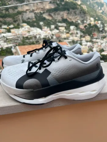 Gebrauchtes On Running On Shoes bike — Bild 3 von 4
