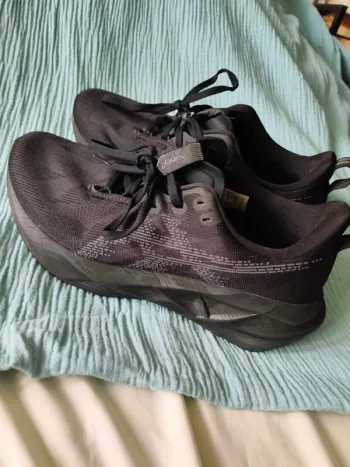 Gebrauchtes Asics Novablast 5 bike — Bild 3 von 8