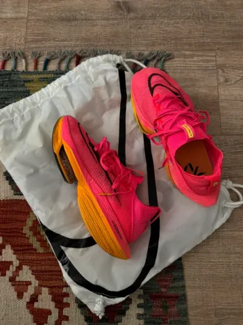 Použité Hyper Nike Air Zoom Alphafly NEXT% 2 bike — obrázek 2 z 5