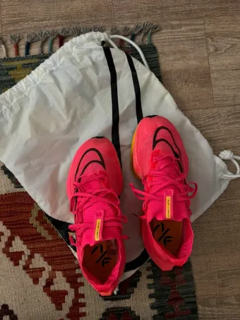 Použité Hyper Nike Air Zoom Alphafly NEXT% 2 bike — obrázek 5 z 5
