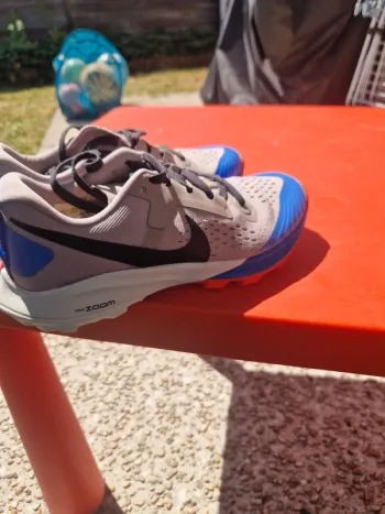 Used Nike Zoom Terra Kiger 5 bike — image 4 of 8