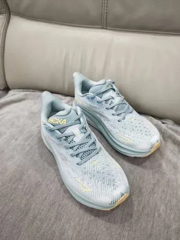 Używany Hoka Shoes Turquoise size 38 bike — zdjęcie 3 z 5
