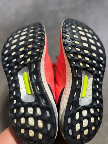 Używany Adidas Ultra Boost bike — zdjęcie 3 z 6