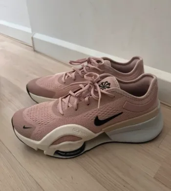 Použité Time Nike shoes bike — obrázek 2 z 6