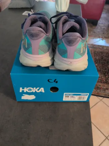 Used Hoka Clifton 9 bike — image 4 of 9