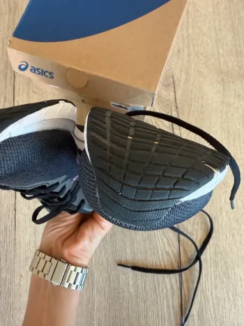 Gebrauchtes Asics GT-1000 11 bike — Bild 4 von 6