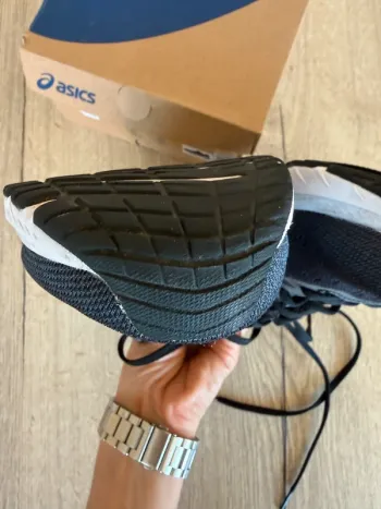 Gebrauchtes Asics GT-1000 11 bike — Bild 3 von 6