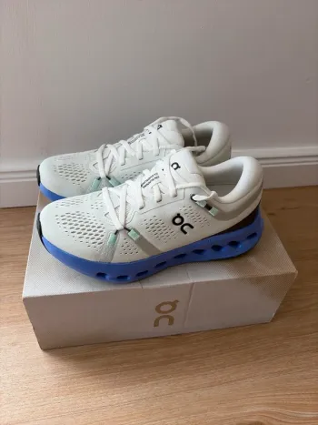 Gebrauchtes On Running Cloudsurfer 2 bike