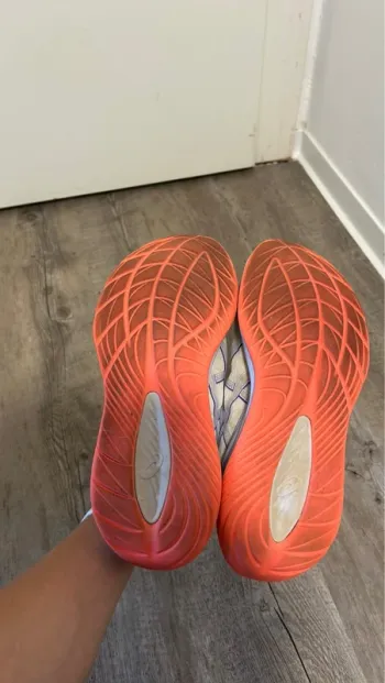 Used Asics Gel Cumulus 27 Tokyo Edition bike — image 6 of 7