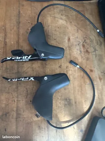 Used Sram Apex 1 2021 bike