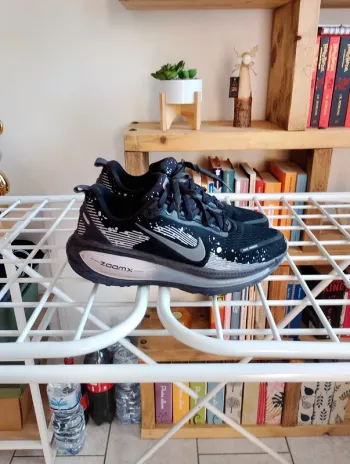 Gebrauchtes Nike Vomero 18 SE bike