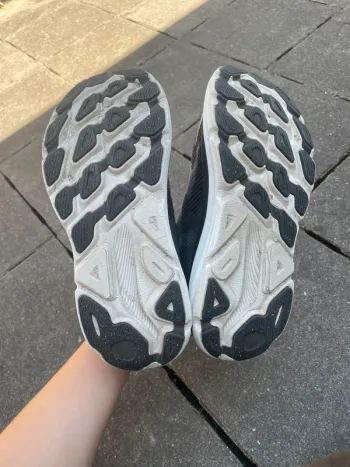Used Hoka Clifton 9 bike — image 4 of 5