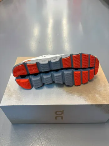 Used On Running On Cloud X 3 bike — image 5 of 6