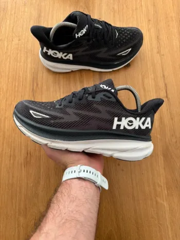 Hoka Clifton 9 bike d'occasion