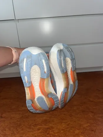 Brugt Adidas Ultra Boost Light bike — billede 4 af 6
