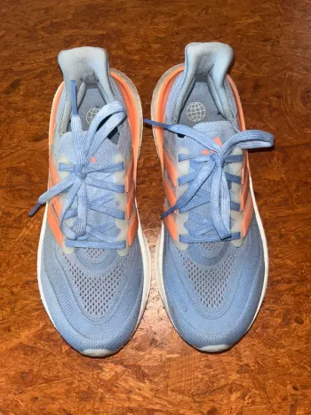 Brugt Adidas Ultra Boost Light bike — billede 6 af 6