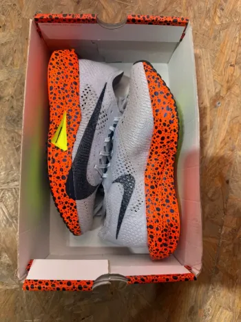 Gebrauchtes Nike ZoomX Vaporfly Next% 3 bike — Bild 2 von 9