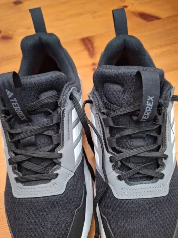 Gebrauchtes Adidas Terrex bike — Bild 2 von 3