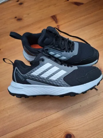 Gebrauchtes Adidas Terrex bike — Bild 3 von 3