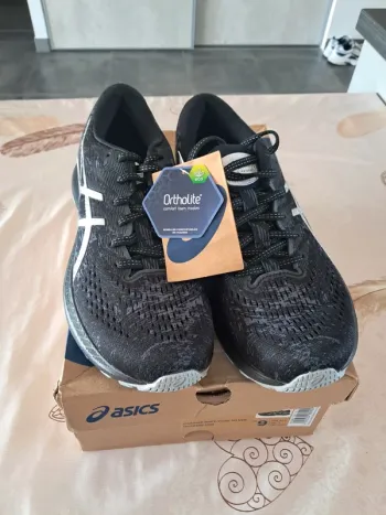 Gebrauchtes Asics Gel-Kayano 28 Platinum bike
