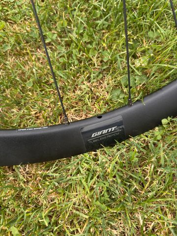 Used Giant PA2 2025 bike — image 4 of 5