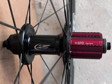 Used Zipp 202 Firecrest 2014 bike — image 3 of 9