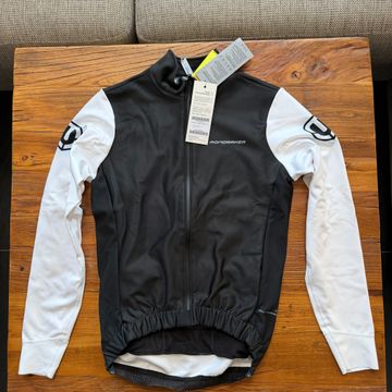 Brugt Mondraker Jacket Summit Black M// NEW!! 50% OFF!! 2023 bike — billede 1 af 2
