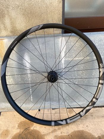 Used Newmen Evolution EG-35 Wheels bike
