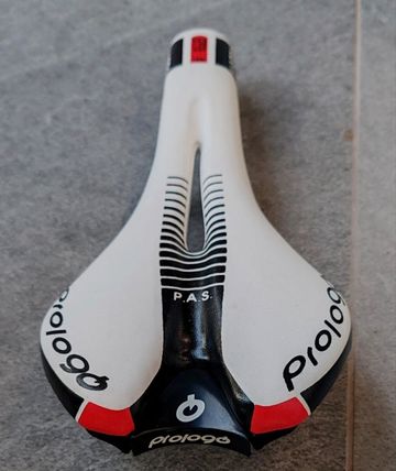 Used Prologo Saddle bike — image 4 of 7