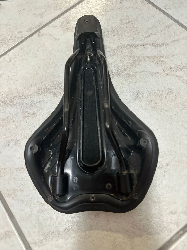 Brugt Bontrager Arvada Comp Saddle bike — billede 3 af 4