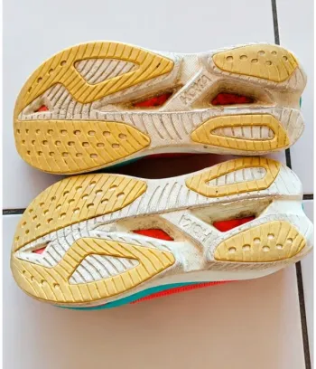 Gebrauchtes Hoka Mach X2 bike — Bild 2 von 3