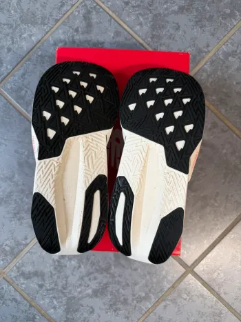 New Balance FuelCell Rebel V5 bike de segunda mano — imagen 2 de 5