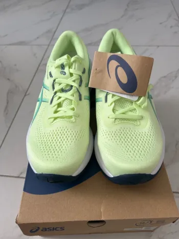 Używany Asics GEL-Cumulus 28 bike