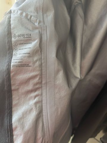 Gorewear Spinshift Jacket 2026 bike usato — immagine 6 di 7
