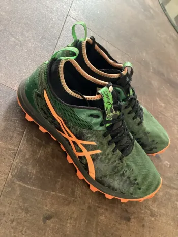 Gebrauchtes Asics Fuji Gel Runnegade bike — Bild 3 von 5