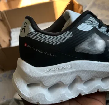 Gebrauchtes On Running shoes bike — Bild 4 von 5