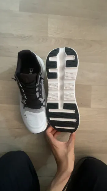 Gebrauchtes On Running shoes bike — Bild 3 von 4