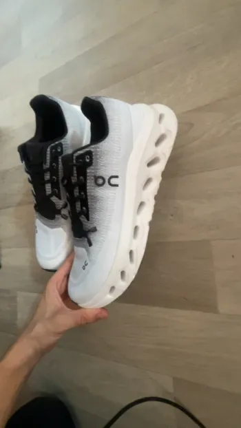 Gebrauchtes On Running shoes bike — Bild 2 von 4