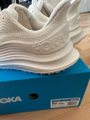 Gebrauchtes Hoka running shoes bike — Bild 3 von 5
