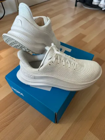Gebrauchtes Hoka running shoes bike — Bild 4 von 5
