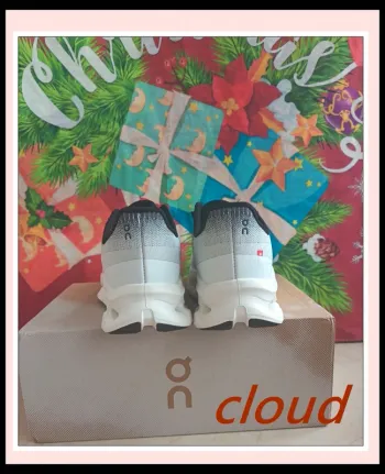 Tweedehands On Running Cloud bike — afbeelding 4 van 5