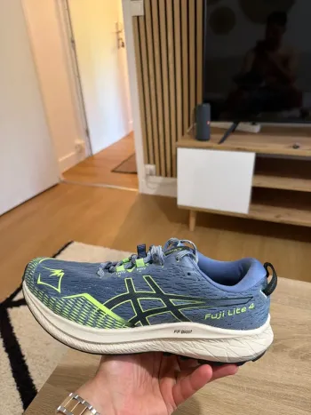 Used Asics Fuji Lite 4 bike — image 2 of 4