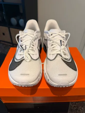 Gebrauchtes Nike Zoom Fly 6 bike — Bild 3 von 10