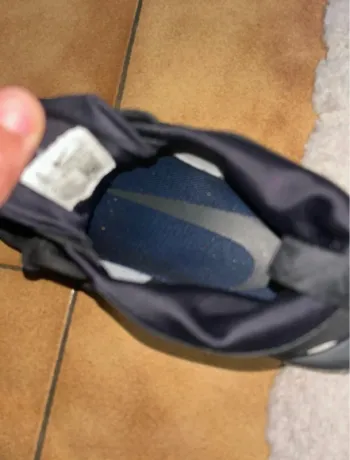 Nike Gore-Tex Running Shoes bike usato — immagine 5 di 5