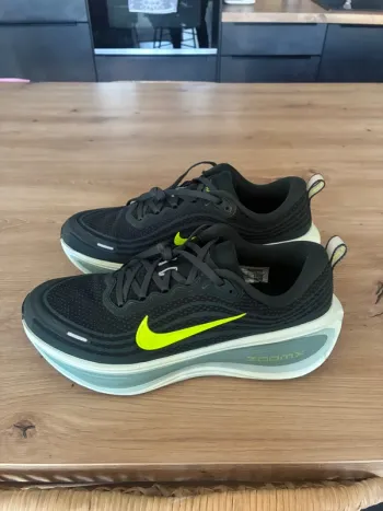 Używany Nike Vomero Plus bike — zdjęcie 2 z 3