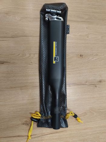 Použité Giant Racing Components Carbon Seatpost bike